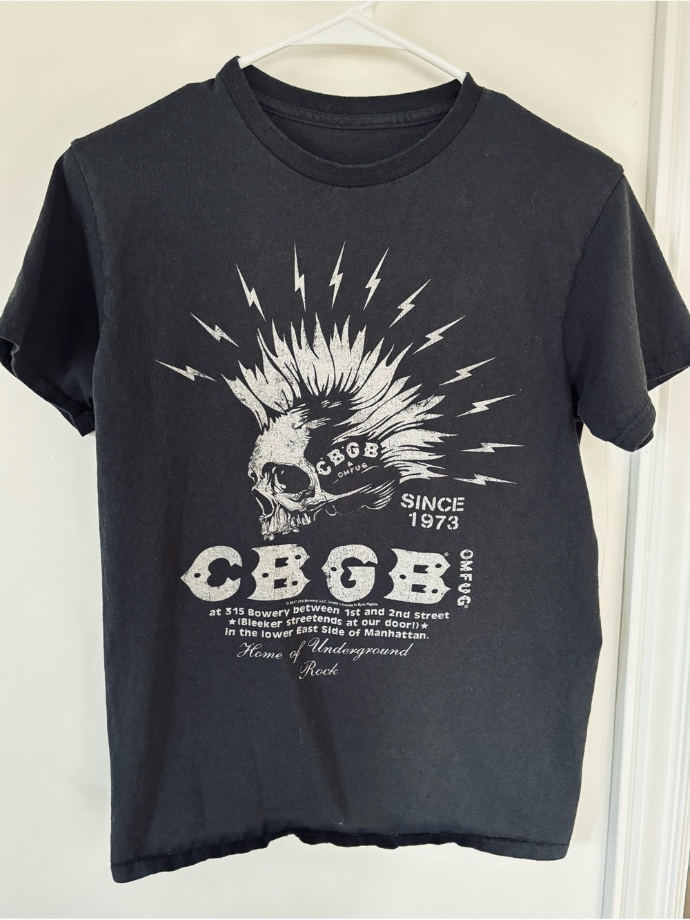 Men’s Graphic Punk Skull T-Shirt